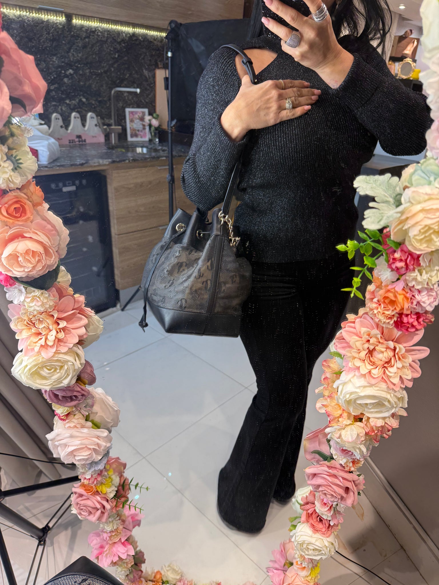 Jimmy Choo Juno Medium Bucket Bag Black Mesh & Leather | Nueva con Tag | Doble Asa Mano y Hombro