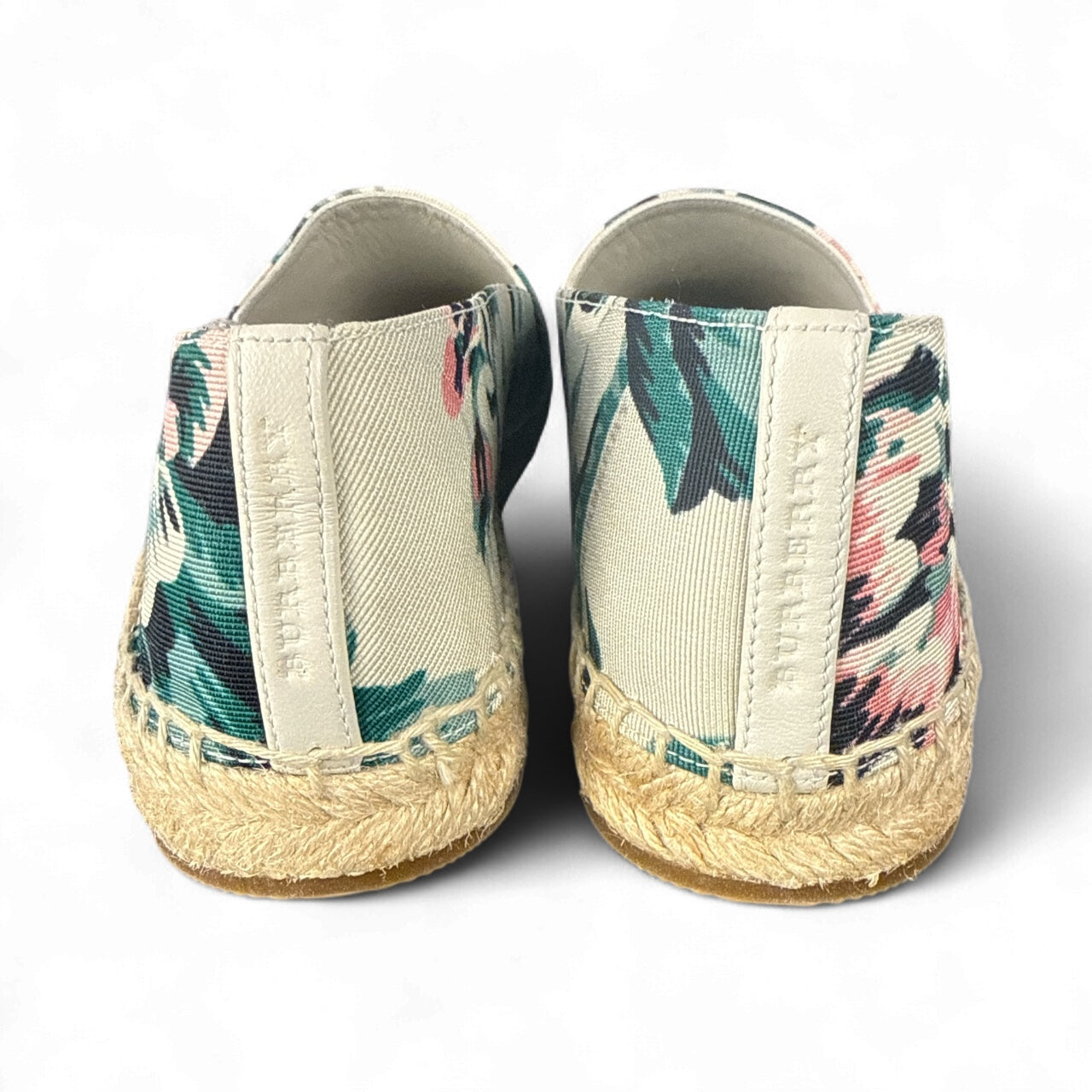 Burberry Espadrilles con Estampado Floral – Verde y Rosa – Size 7.5 Nuevas