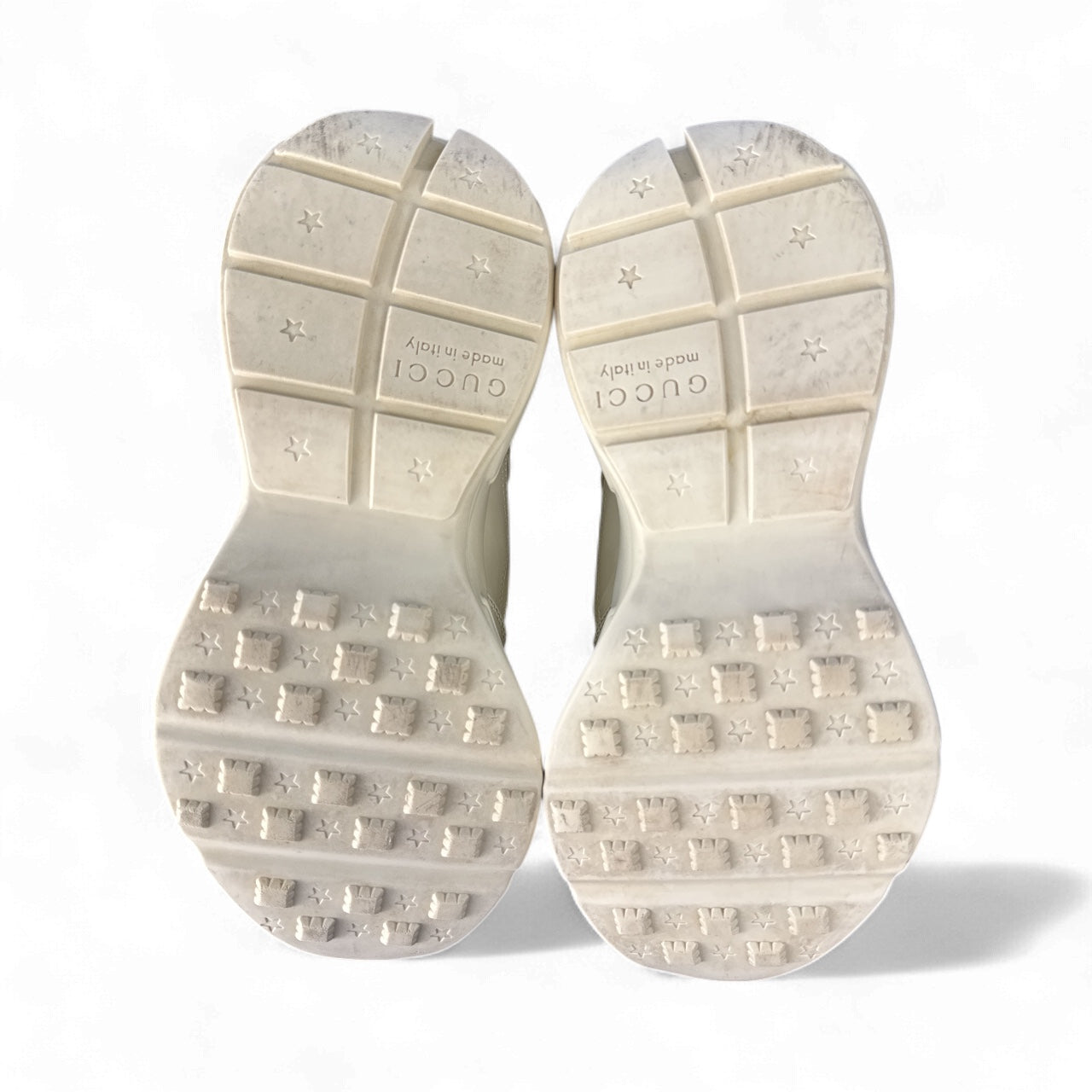 Gucci Rhython Talla 7½ – Edición ícono “ivory” con banda verde/rojo