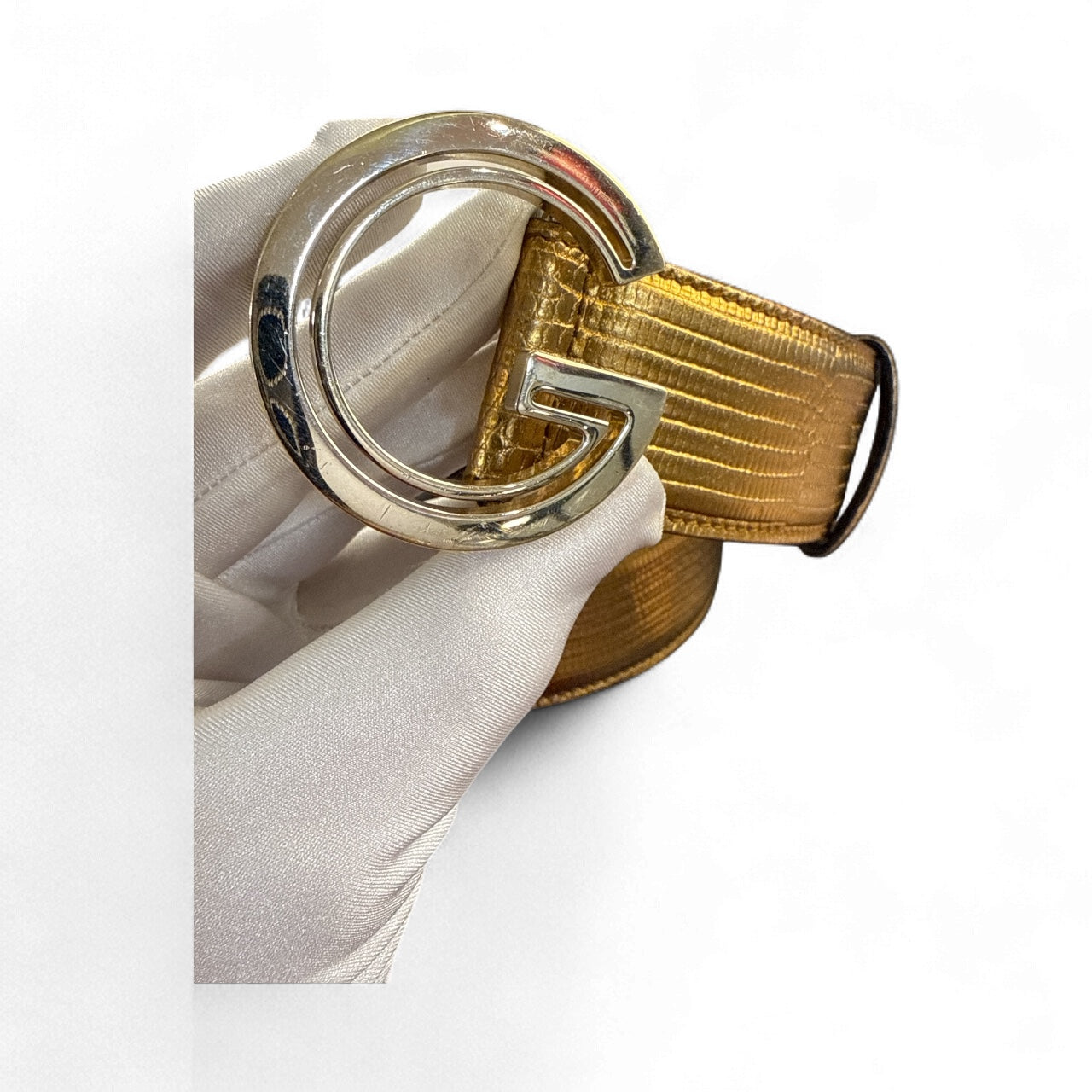 Cinturón de piel con la firma Gucci y hebilla G – Mostaza