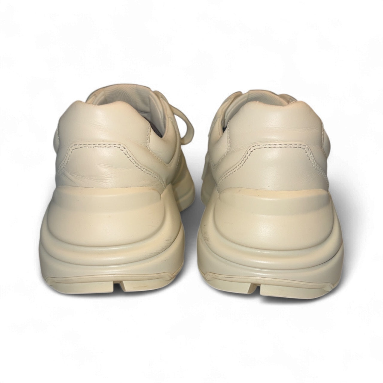 Gucci Rhython Talla 7½ – Edición ícono “ivory” con banda verde/rojo