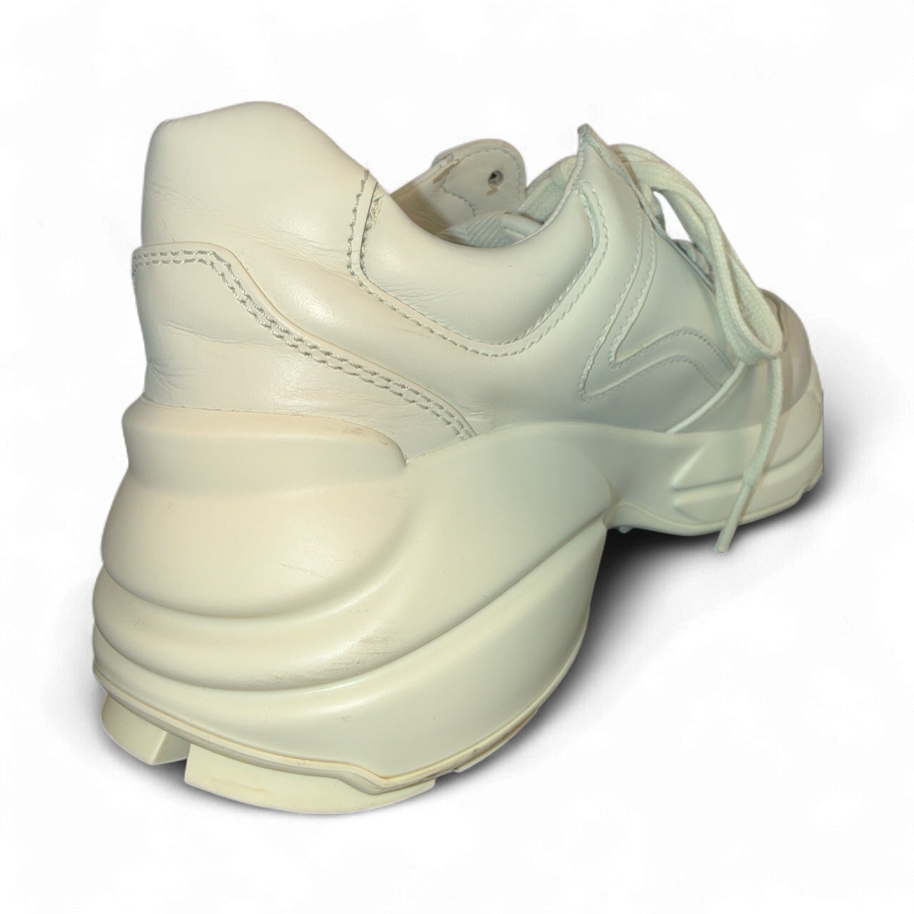 Gucci Rhython Talla 7½ – Edición ícono “ivory” con banda verde/rojo